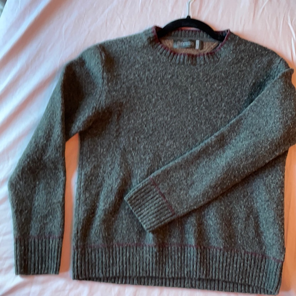 Authentic Irish Wool Crew Sweater ☘️ Fisherman Out of Ireland 🇮🇪